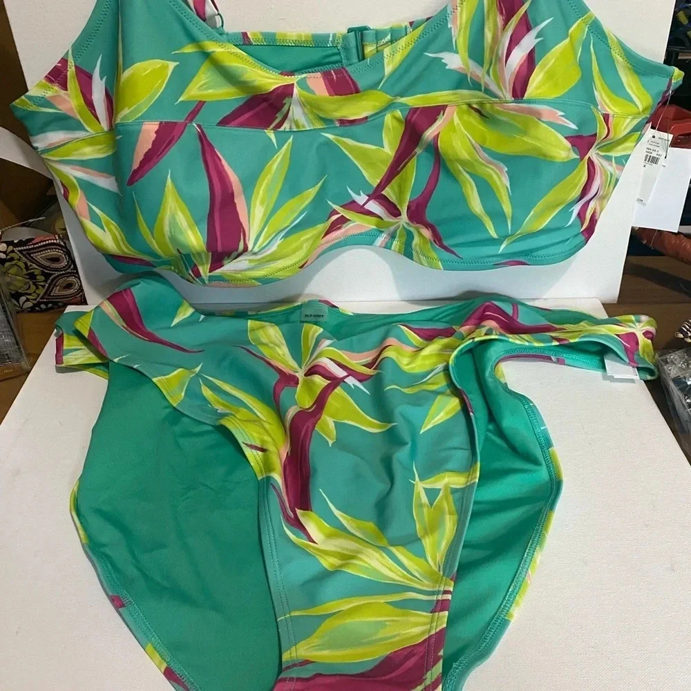 Old Navy Top & Bottom Swim Green Leaves Tropical Bright Colorful Size 4X Bikini